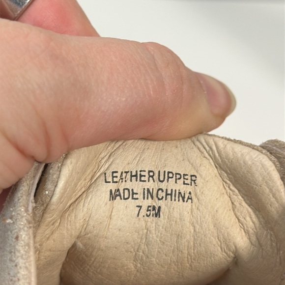 J Slides Karla Gold Brushed Leather Casual Slip On Sneakers Size 7.5 - Picture 11 of 15